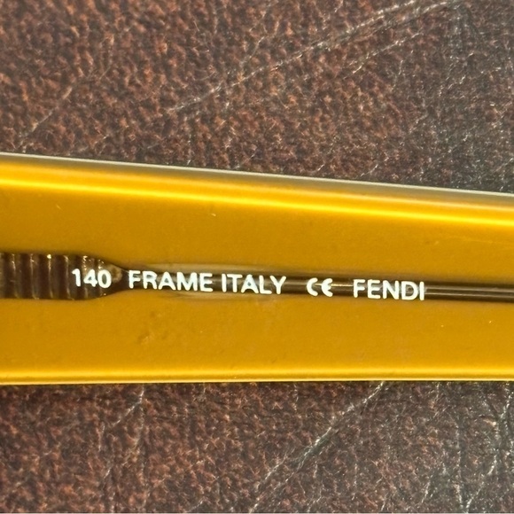 Fendi glasses - Picture 3 of 8
